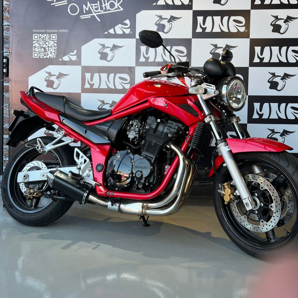 Comprar Suzuki Intruder 125 Vermelho 2011 em Botucatu-SP